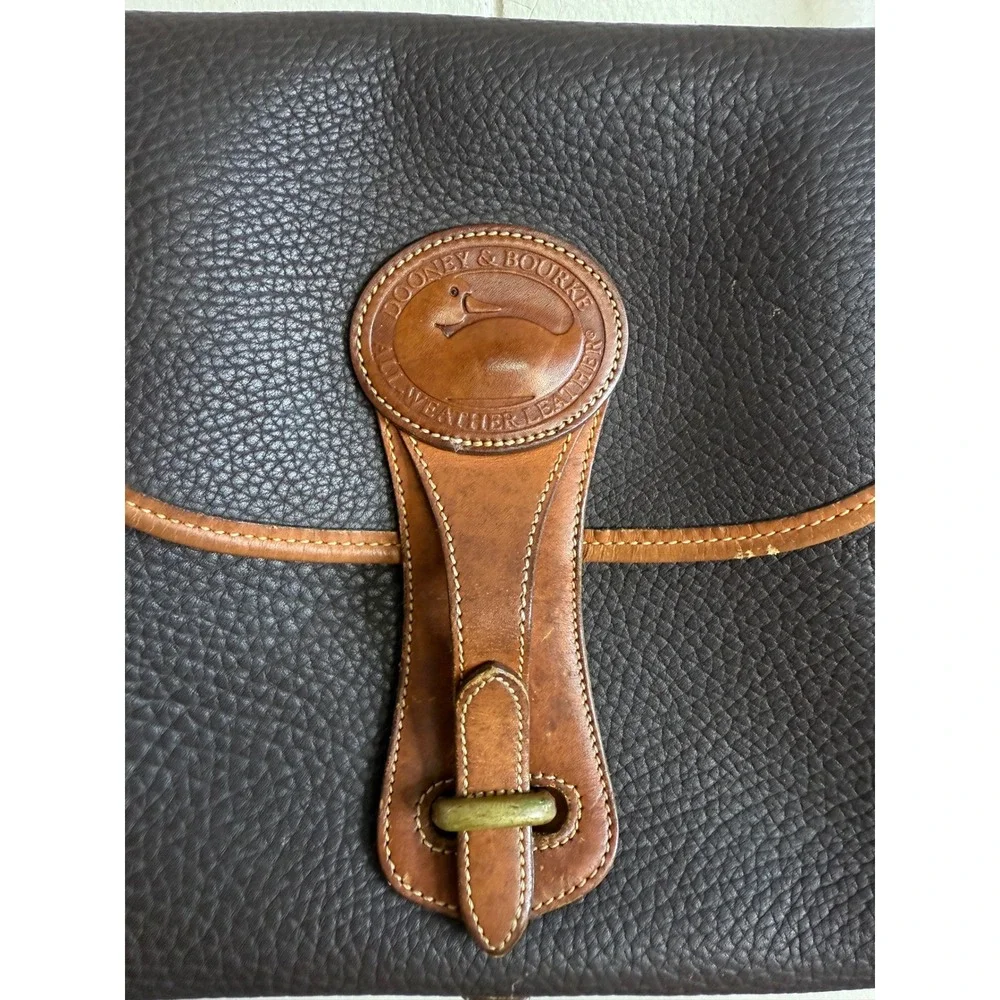 Dooney & Bourke Crossbody Bag Women's All Weather Leather Brown Vintage Made USA